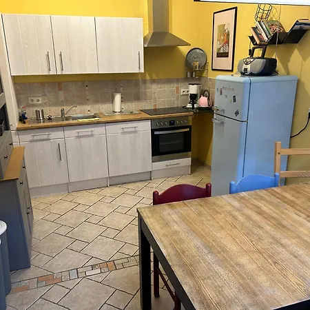 Familienhaus Stadtmitte Апартаменты Нойштрелиц