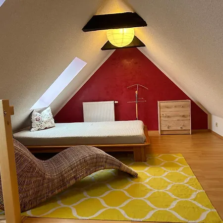 Familienhaus Stadtmitte نوستريليتز