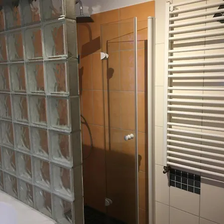 Familienhaus Stadtmitte شقة نوستريليتز