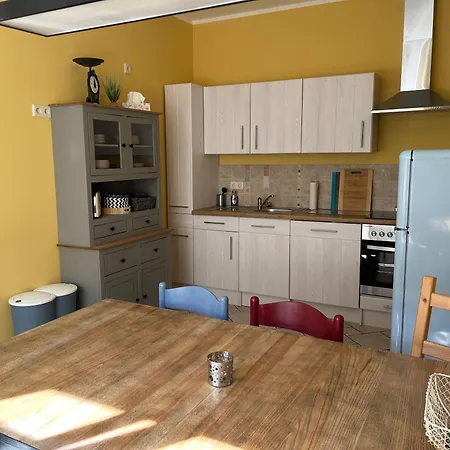 Familienhaus Stadtmitte شقة نوستريليتز