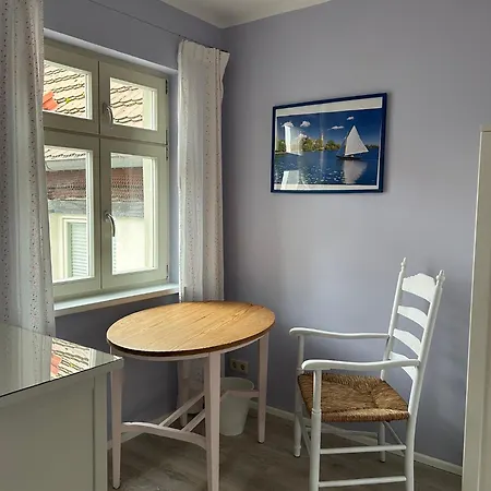 Familienhaus Stadtmitte نوستريليتز